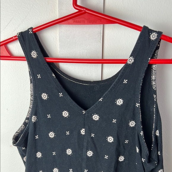 OLD NAVY Black Sleeveless Dress with White Floral Pattern and elephants - Picture 5 of 6